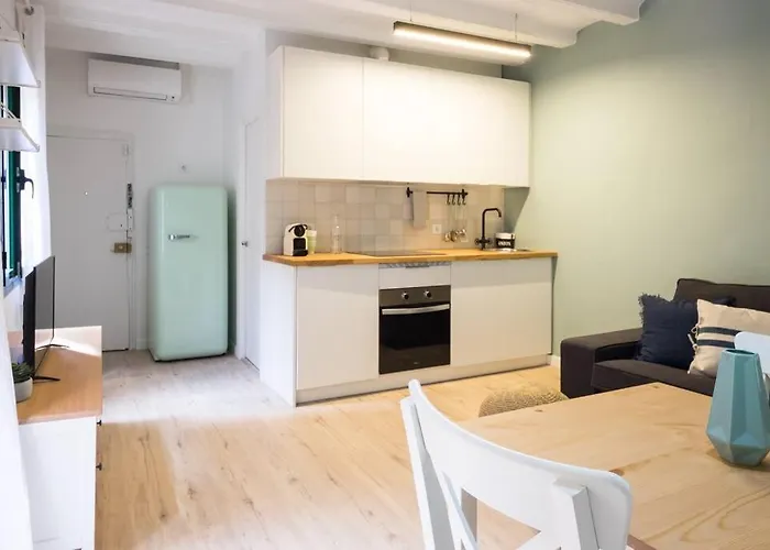 Excellent New Apartment By The Beach