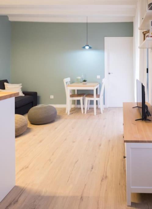 Excellent New By The Appartement Barcelone